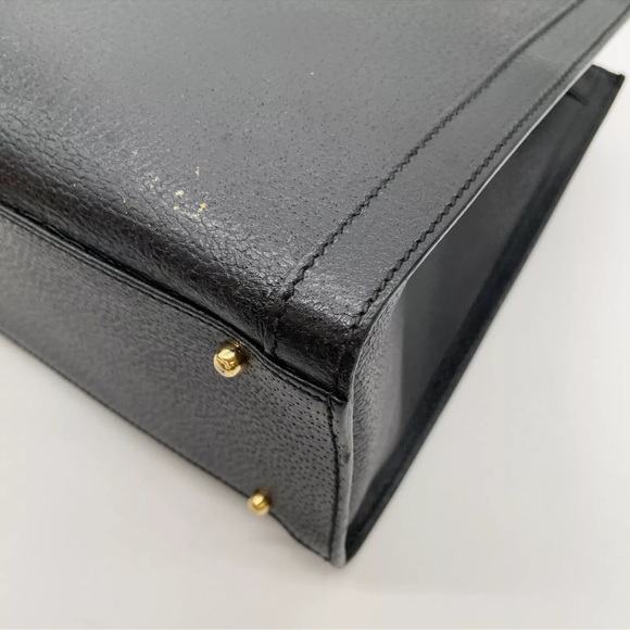 Authentic Vintage Gucci Bamboo Black Leather HandBag “Diana bag” inside peeling - Picture 12 of 17